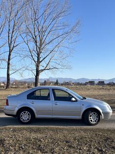 Volkswagen - Bora - 1.6