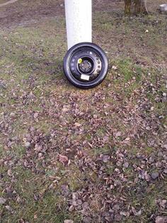 Fabričke felne i Miselin gume