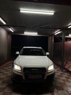 Audi - Q5 - 2.0