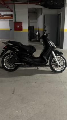 Piaggio - Beverly 200(250)