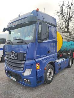 Mercedes Benz - Actros