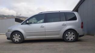 Volkswagen - Touran - TOURAN 2.0tdi 2004 7 sed
