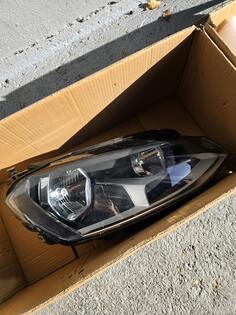 Desni far za Volkswagen - Golf 7    - 2013
