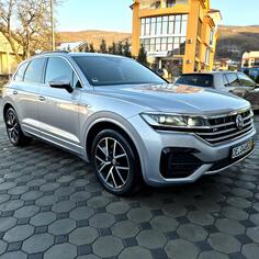 Volkswagen - Touareg - r line