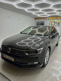 Volkswagen - Passat - 2.0 TDI BLUEMOTION