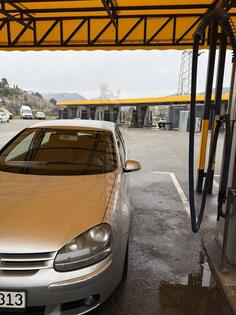 Volkswagen - Golf 5 - 2.0