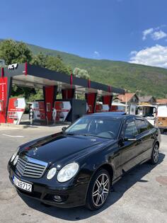 Mercedes Benz - E 220 - 2200