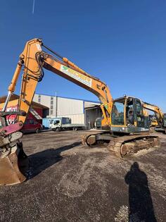 Hyundai - 235 LCR -9