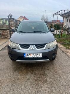 Mitsubishi - Outlander - 2.0