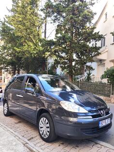 Peugeot - 807 - 2.2 hid