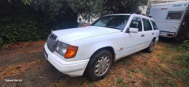 Mercedes Benz - E 250 - 124 250 d