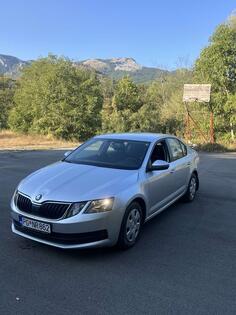 Škoda - Octavia - 1.6