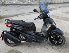 Piaggio - beverly300