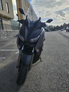 Yamaha - X MAX