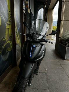 Piaggio - Beverly