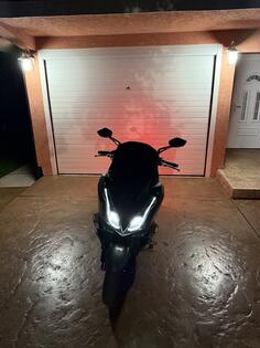 Kymco - DOWNTOWNGT