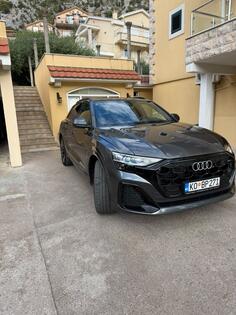 Audi - Q8 - Audi Q8 Sline dizel hibrid 286 hk