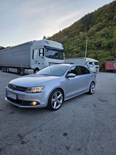 Volkswagen - Jetta - 2.0 TDI