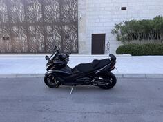 Kymco - AK550