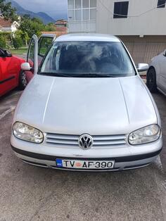 Volkswagen - Golf 4 - 1.6 benz