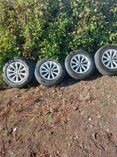 Fabričke rims and firestoun tires