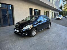 Peugeot - 208 - 12 Benz