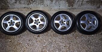 GoodYear - 205/55-16 - Winter tire