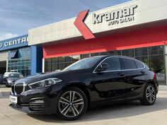 BMW - 118 - 2.0 Automatik Advantage -Full LED- -Novi model