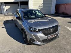 Peugeot - 2008 - AUTOMATIC 1.2 BENZ