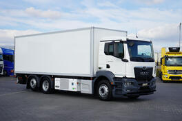 MAN - TGS / 26.360 / ACC / EURO 6 / HLADNJAČA + HIDRAULIČNA RAMPA / 18 PALETA / PODIZNA OSOVINA /...