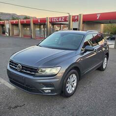Volkswagen - Tiguan - 2.0 TDI DSG