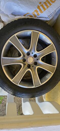 Fabričke rims and 245 tires