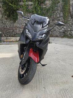 Yamaha - T Max 560
