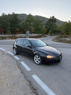 Alfa Romeo - 147 - 1.9