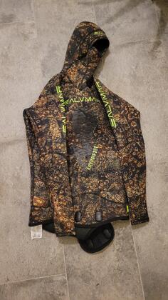 Wetsuit - Diving equipment