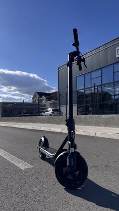 City Bike - ninebot segwaj F2 E II
