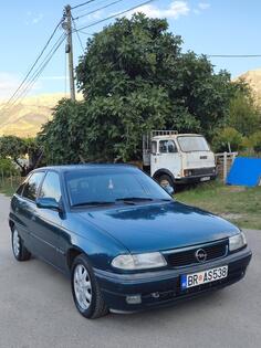 Opel - Astra - 1.6
