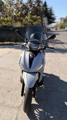 Piaggio - Beverly