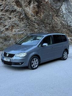 Volkswagen - Touran - 2.0 TDI