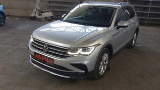 Volkswagen - Tiguan - 2.0 TDI DSG7 Elegance FULL-LED VIRTUAL COCKPIT ACC-System Navigacija