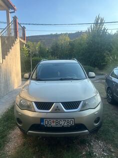 Mitsubishi - Outlander - 2.0