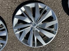 Ratkapne Peugeot - 15" - 4 kom.