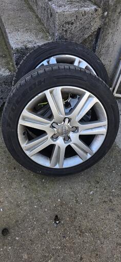 Fabričke felne i TRAXMAX2254517 gume