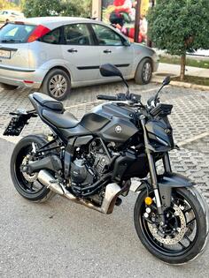 Yamaha - MT07