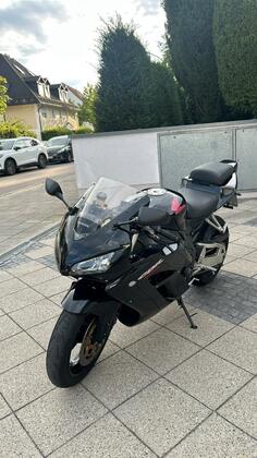 Honda - CBR 1000 rr