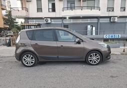 Renault - Scenic - 1.5 dci