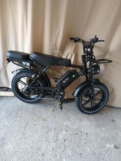 Ostalo - V8 ultra