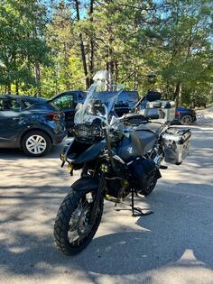 BMW - R1200 ADVENTURE