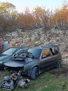 Volkswagen - Golf 3 1.6 in parts