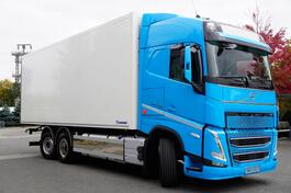 Volvo - FH 500 6x2 / KRONE hladnjača za 19 EPAL paleta / Dvostruki pod / Thermo King rashladni ur...